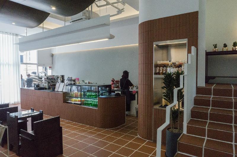 首尔感性白 tone 甜品咖啡厅-5