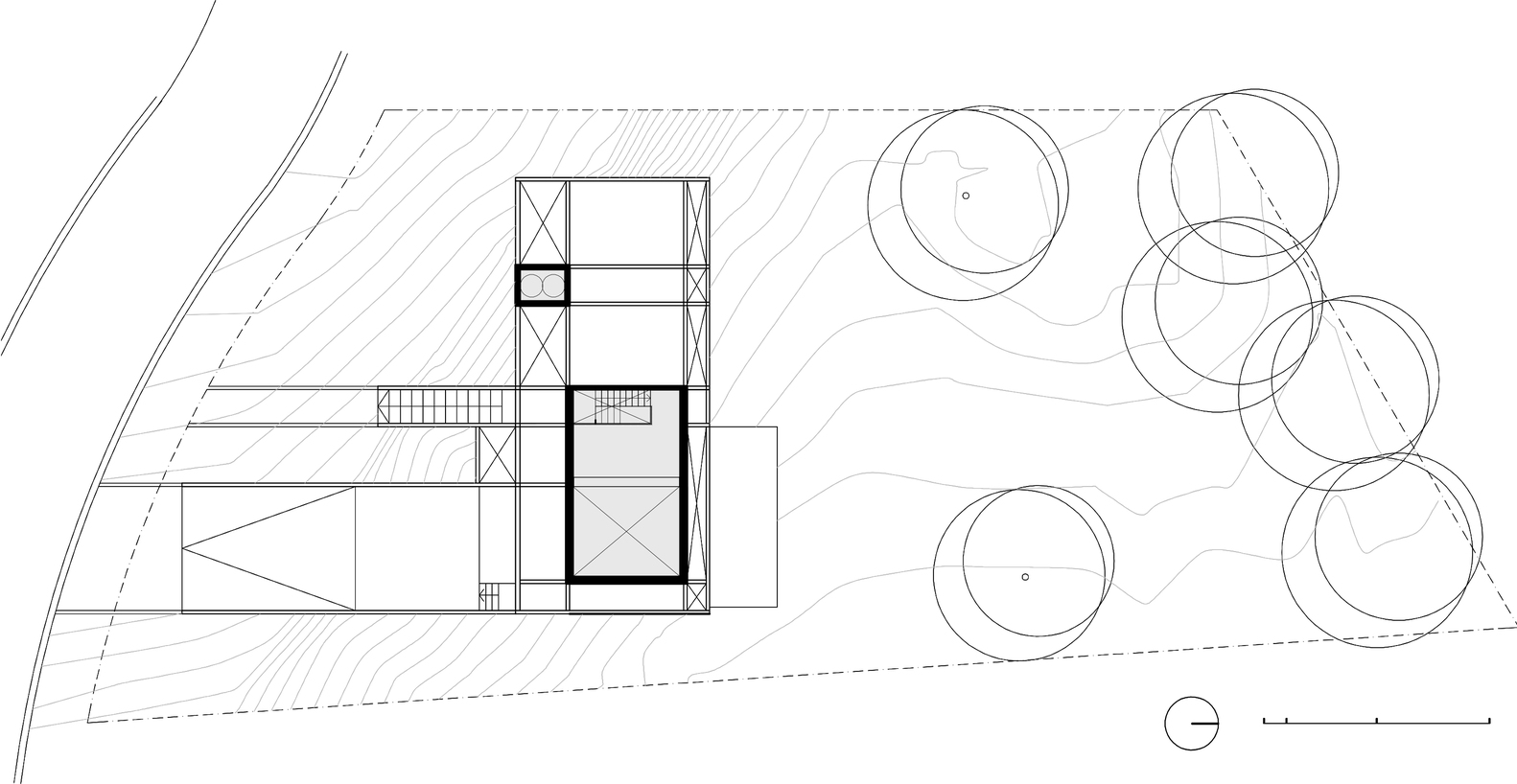 嵌入山间森林的绿色住宅-25