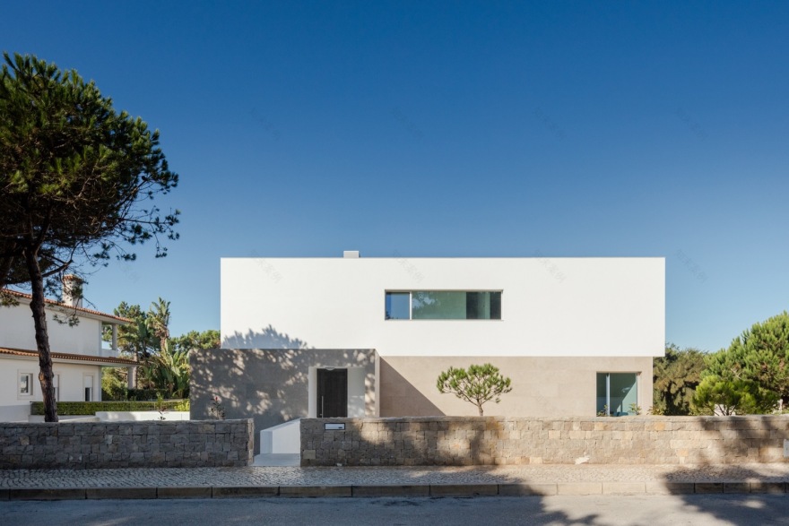 葡萄牙奥比多斯“绿意盎然”现代别墅-59