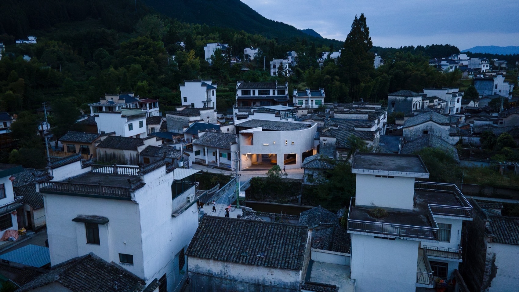 丰梧季·村民活动中心丨中国黄山丨IARA-3