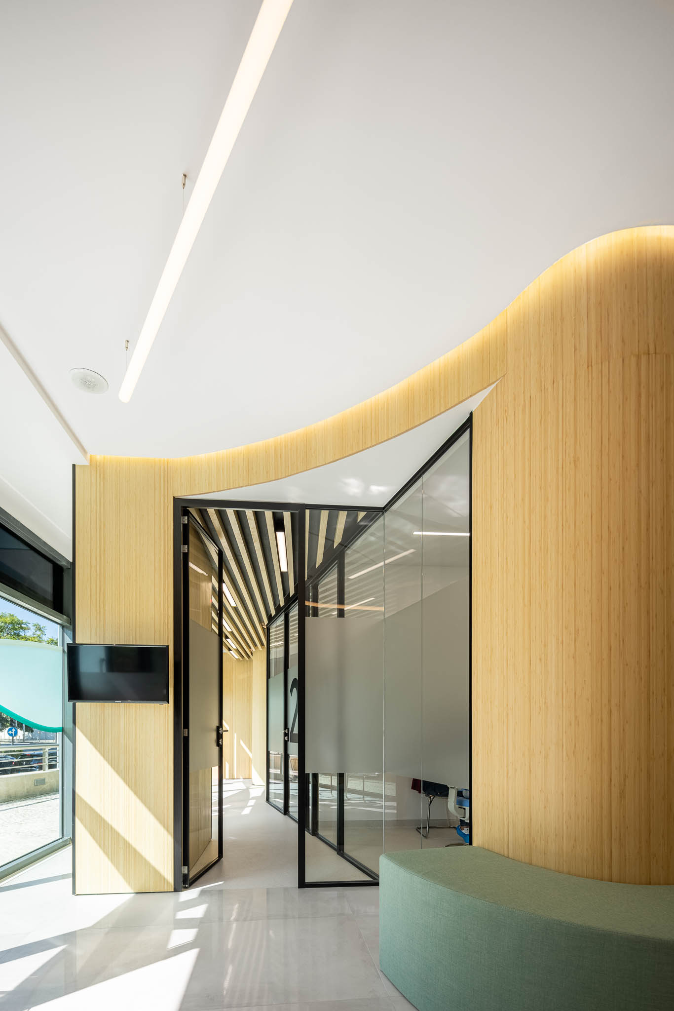 Clinica Dentária São Paulo 口腔医院丨Sabrab Architecture-25