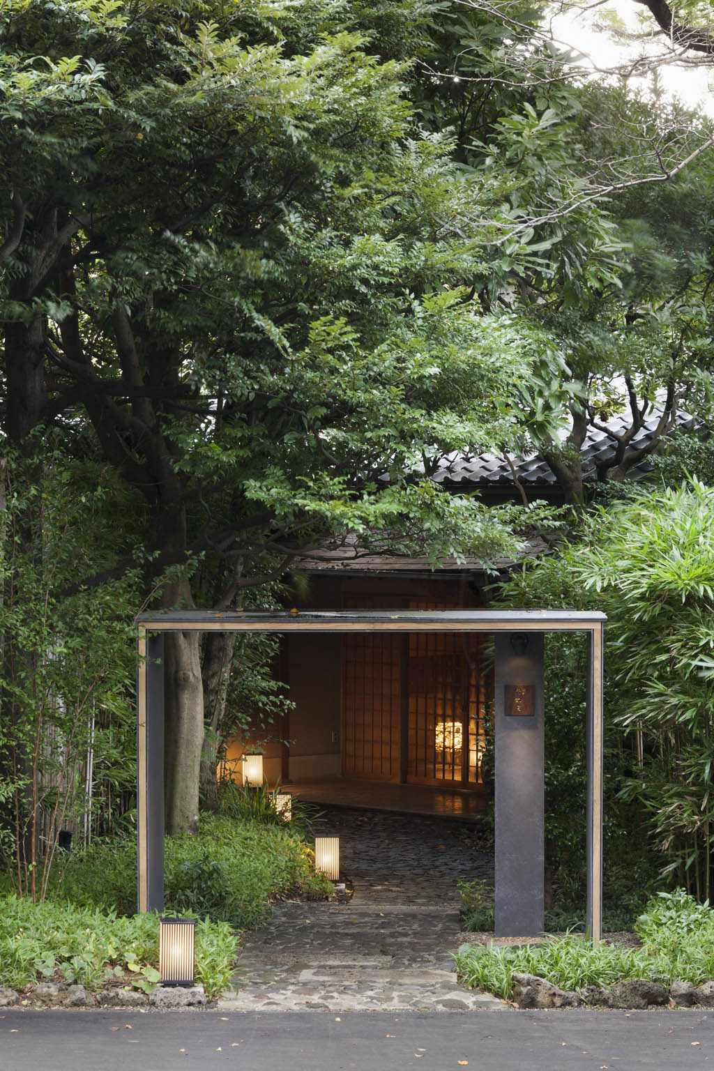 2012 年竣工的热海界-2