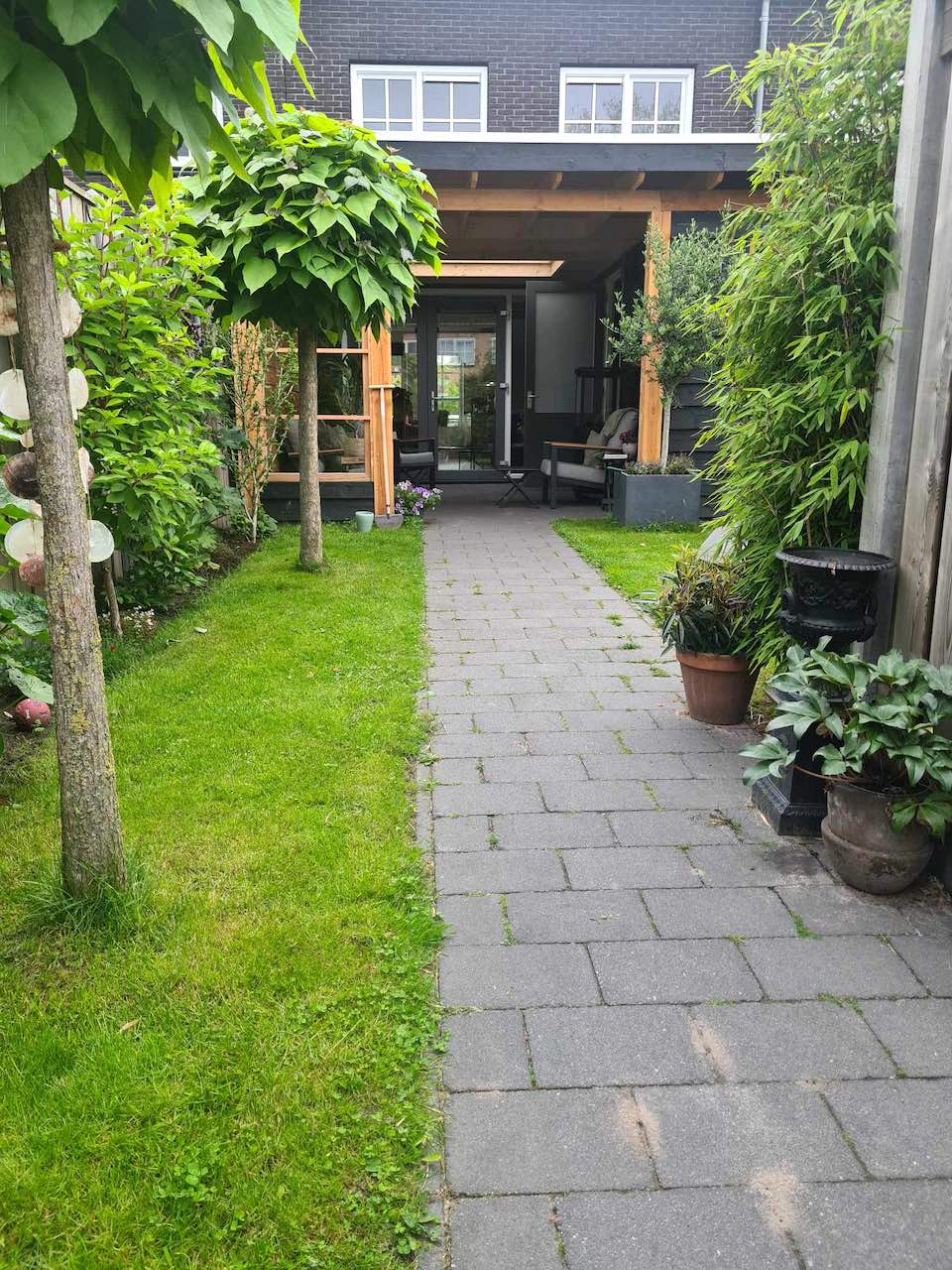 Margreet的带露台小花园丨荷兰阿森-42