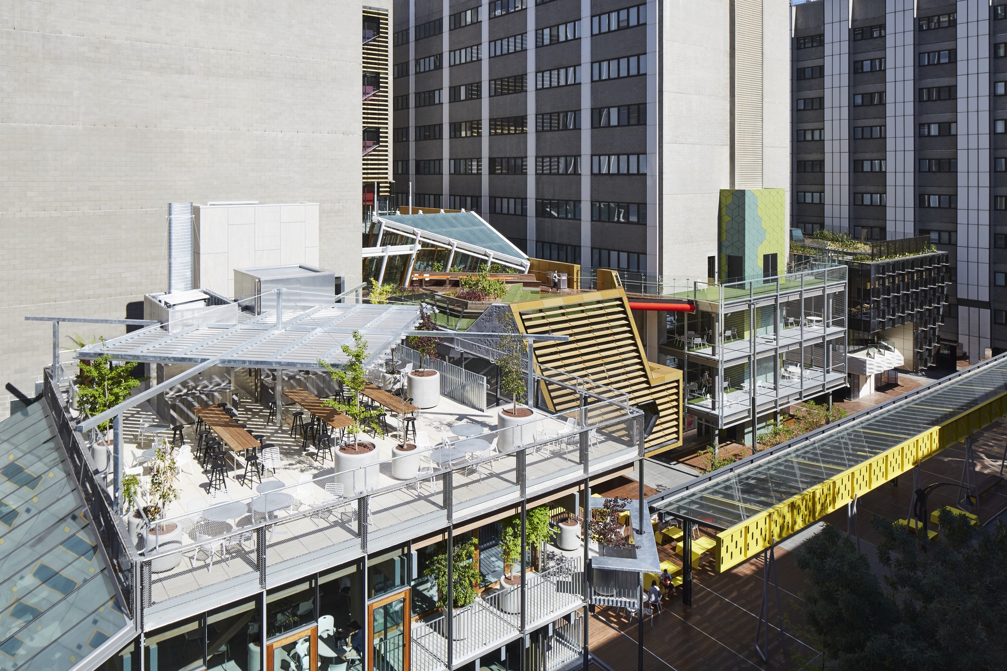 皇家墨尔本理工大学新学术街-23