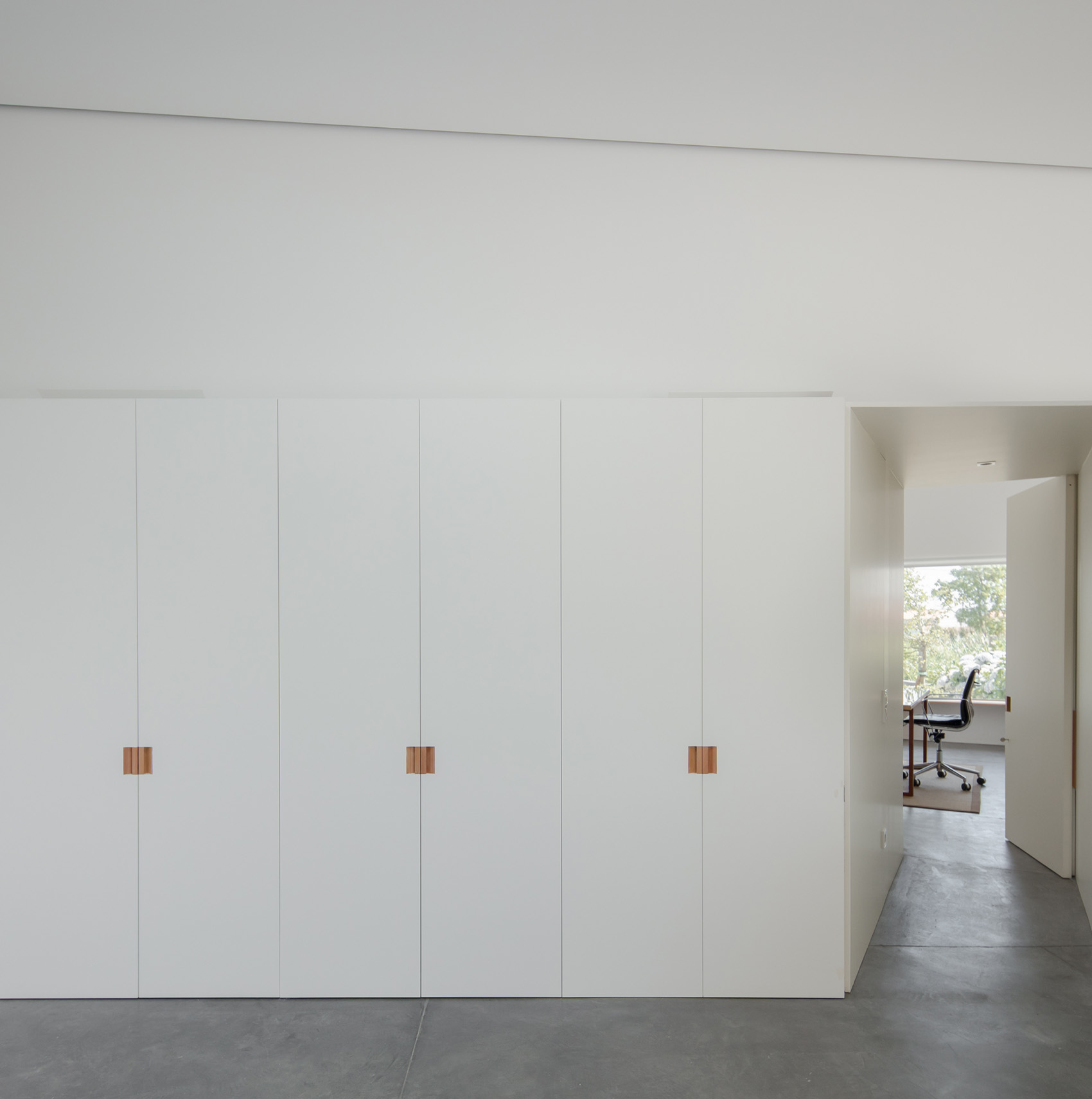 田野间的办公楼，葡萄牙 / Nelson Resende Arquitecto-105