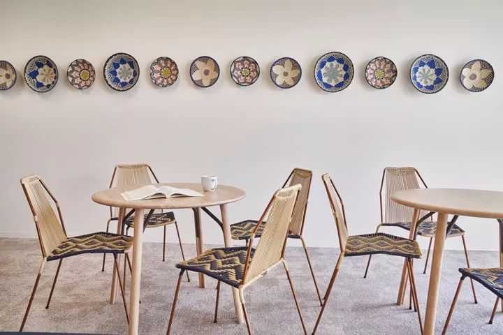 日内瓦 GAVI 办公室设计展现多样性与温暖-21