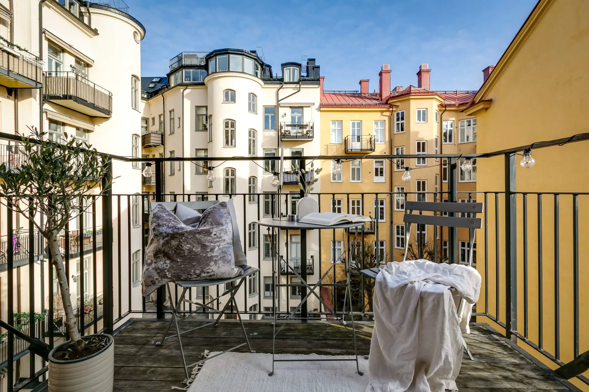 瑞典斯德哥尔摩 50m2 灰调一居的现代魅力-18