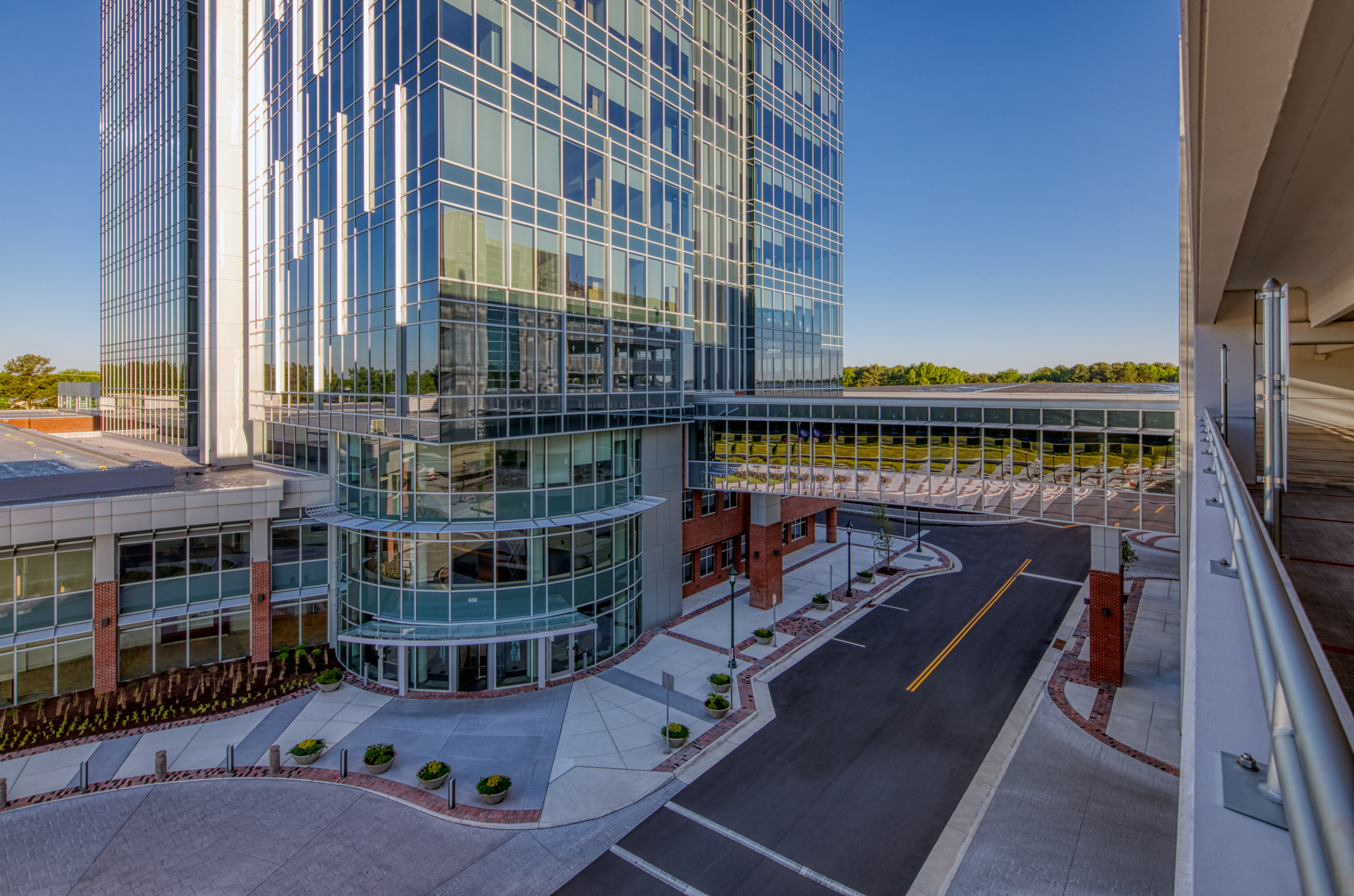 Dollar Tree 总部办公楼 | 高效办公与绿色生态的完美结合-5