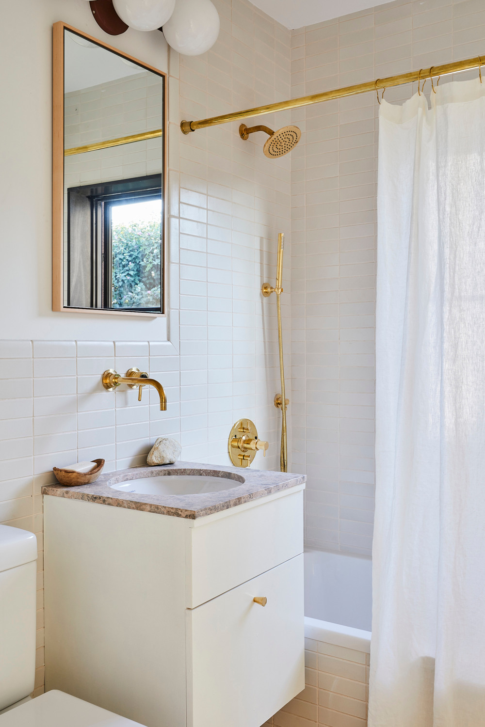 蒙塔克简朴优雅的 Airbnb 短租公寓设计-19