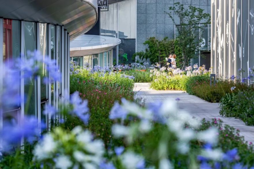 漕河泾印象城 · 地铁上盖商办综合体的活力景观丨中国上海丨创浦景观设计(上海)有限公司-124