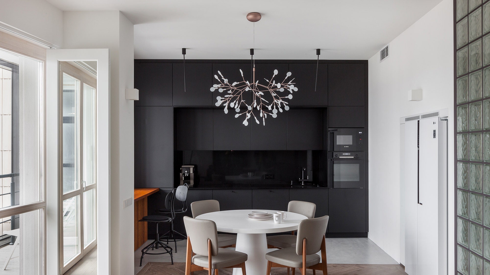 明斯克132㎡禁欲风公寓丨白俄罗斯明斯克丨白俄罗斯Zrobym建筑事务所-2