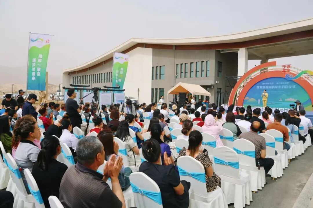 “双珠”计划丨宁波援疆•独库（康村）游客服务中心项目及康村旅游服务设施改造提升工程投入运营-2