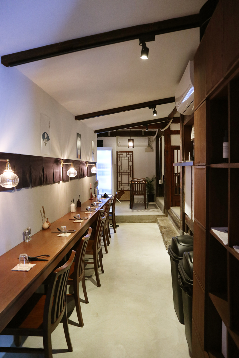 韩屋改造的 18 平日式餐厅，极简空间展现精致品味-8