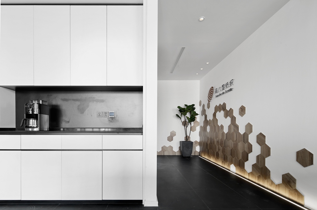 春秋出品 —— 办公.适-18