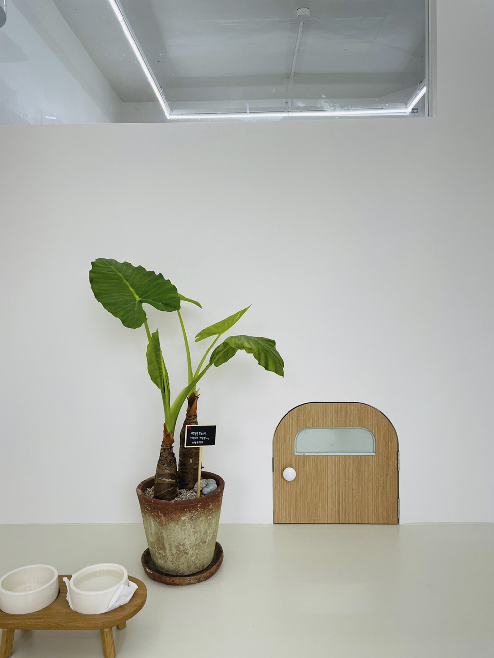 白色简约美容沙龙设计，展现极致舒适体验-11