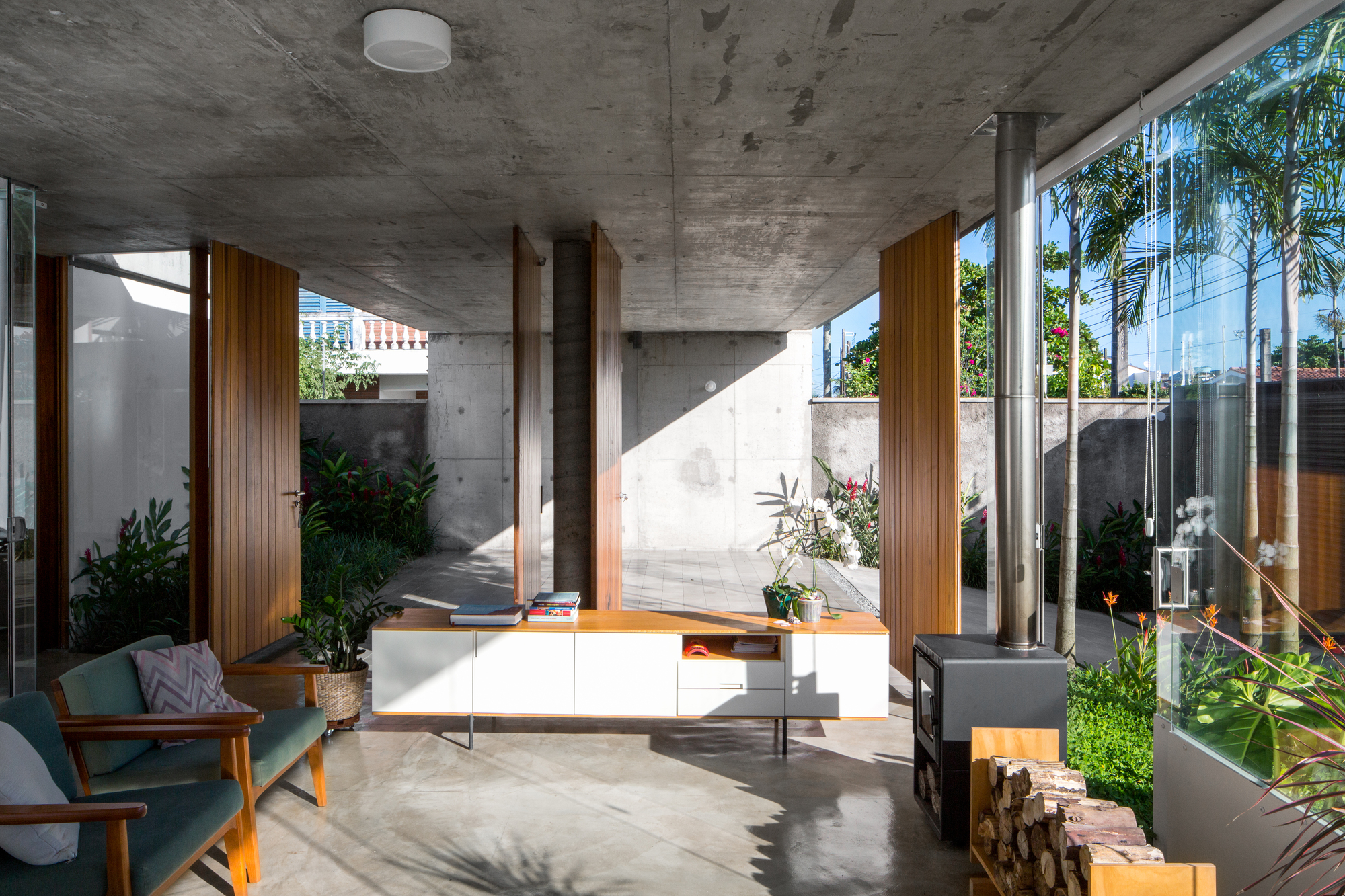 House in Peruíbe / Vereda Arquitetos-31