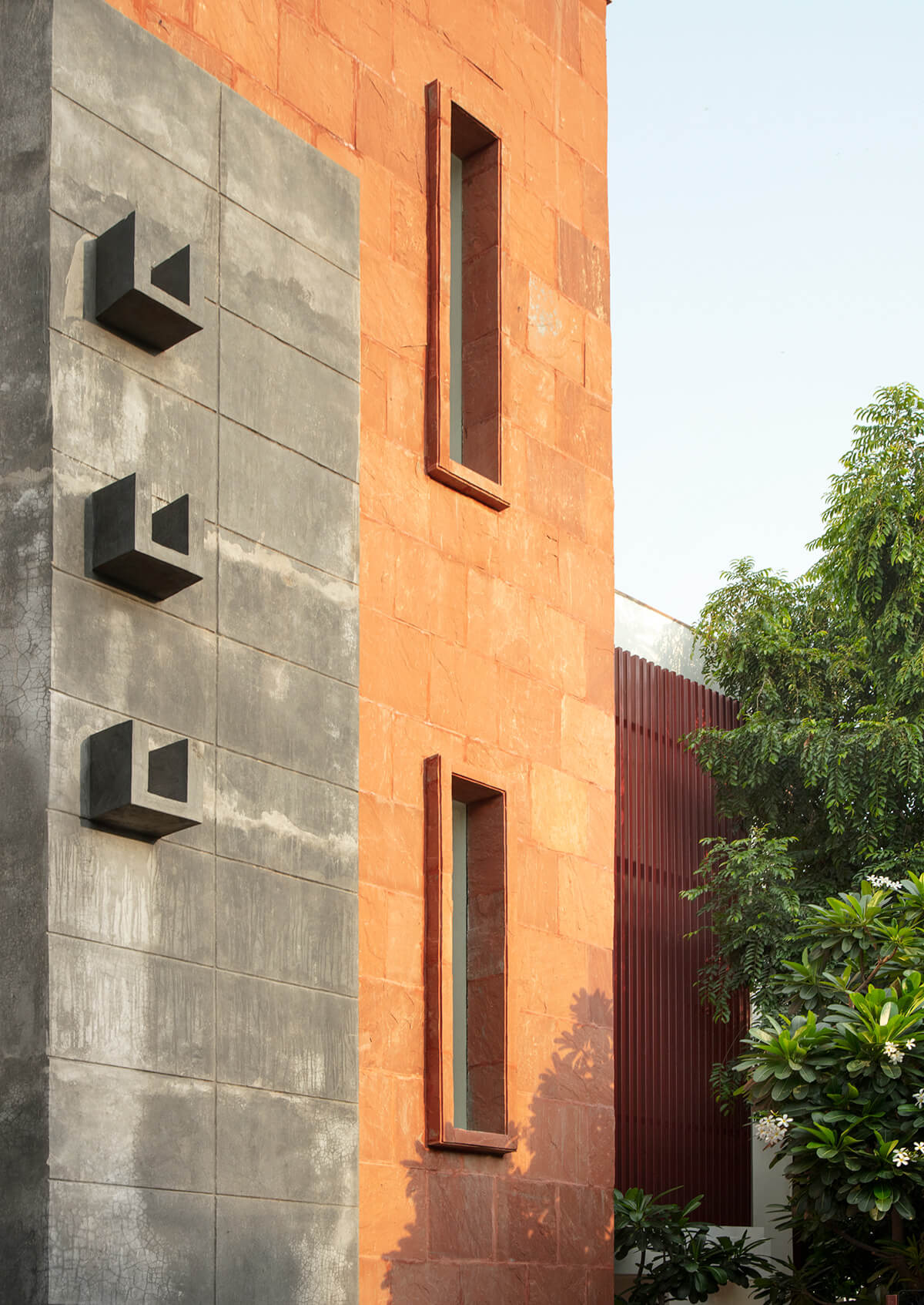 House With 49 Trees RENESA-9