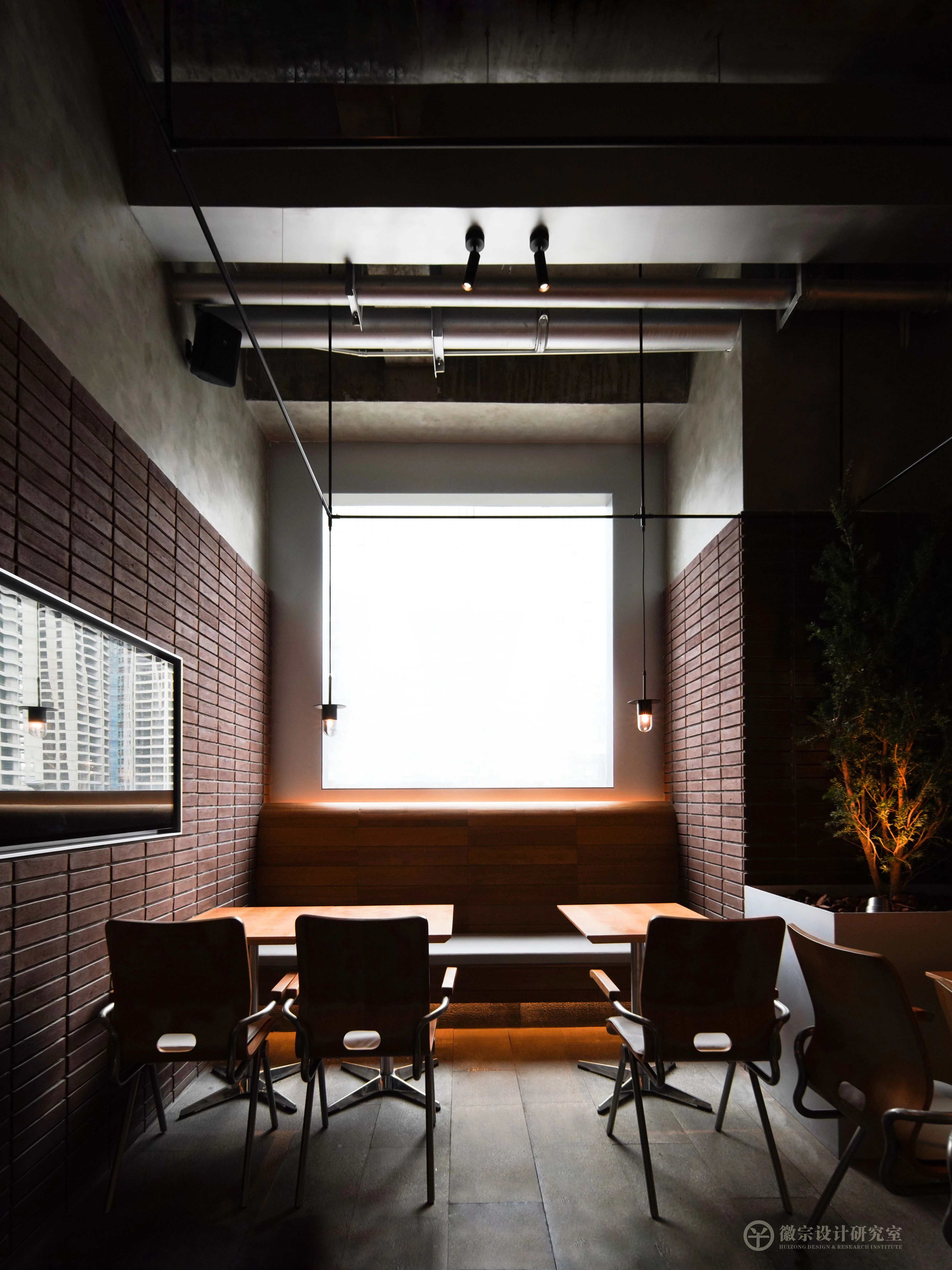 「被撕开的礼盒」SOONSOO CHICKEN中国首店设计丨中国郑州-34