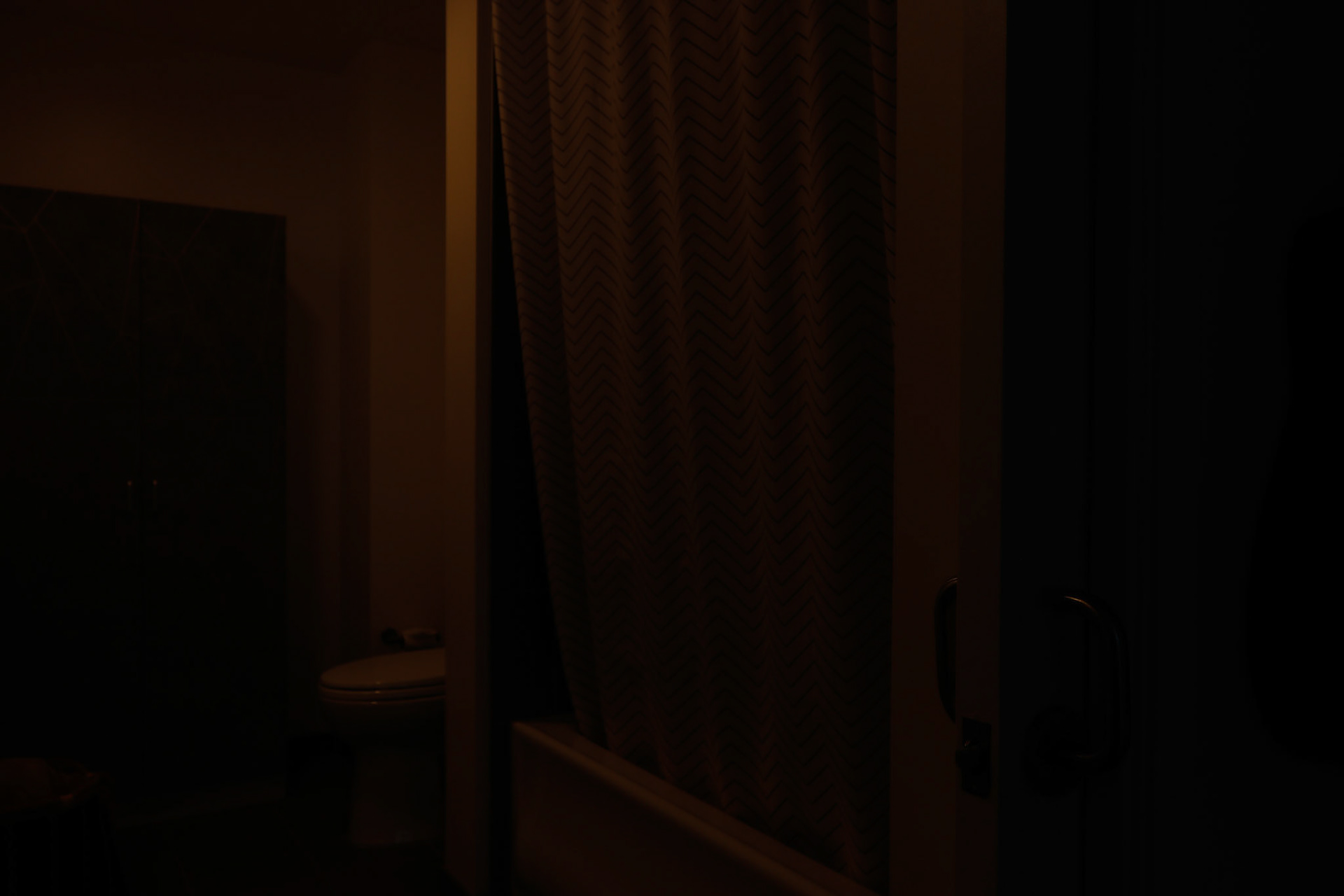 Market St, SF. 94103. AEB 5 Brackets-10