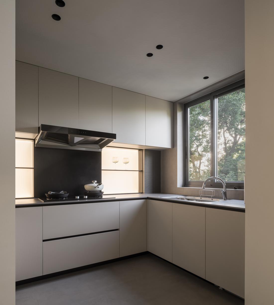 多曲线极简空间设计-59