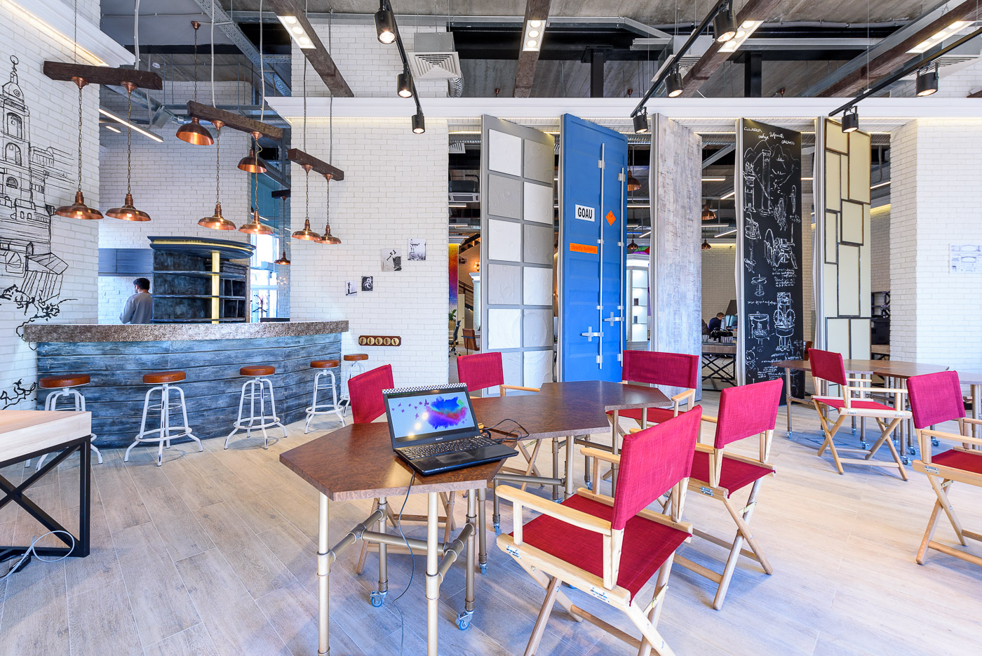 Serp & Molot Showroom | Donstroy-13