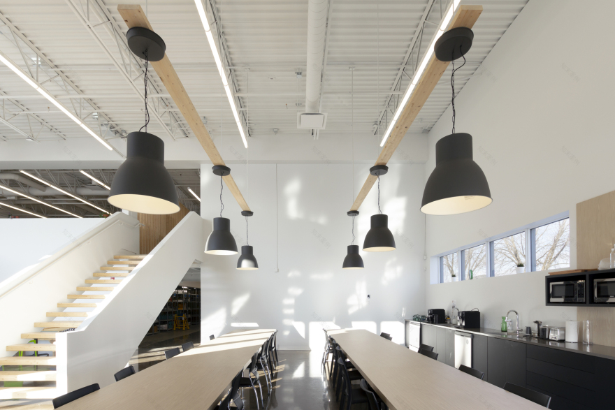 Les Éditions Passe-Temps Offices / Quinzhee Architecture-19