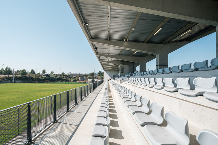 Si·Fours·Les·Plages 城市体育看台建筑-46