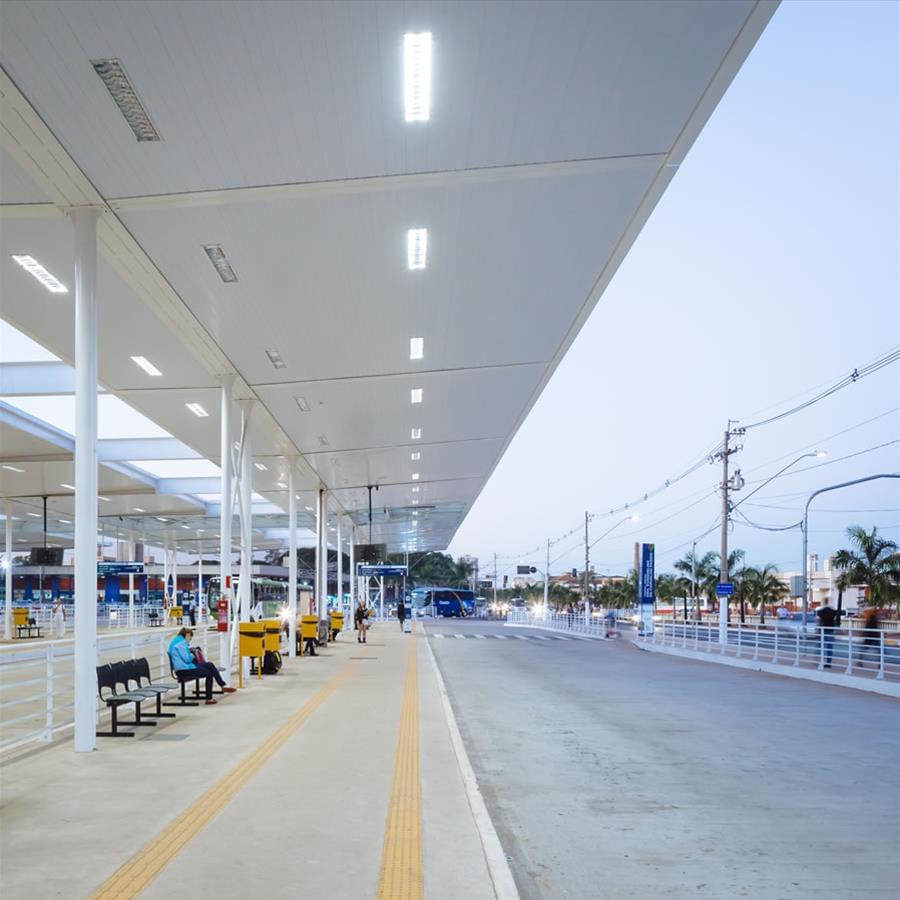 23 SUL6 项目 · 轻巧环保的公交站台设计-10