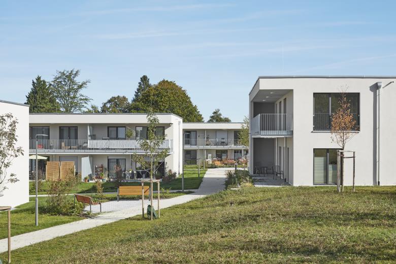 在班拉赫的圣约瑟夫之家居住丨德国丨Wiederkehr Landschaftsarchitekten-15