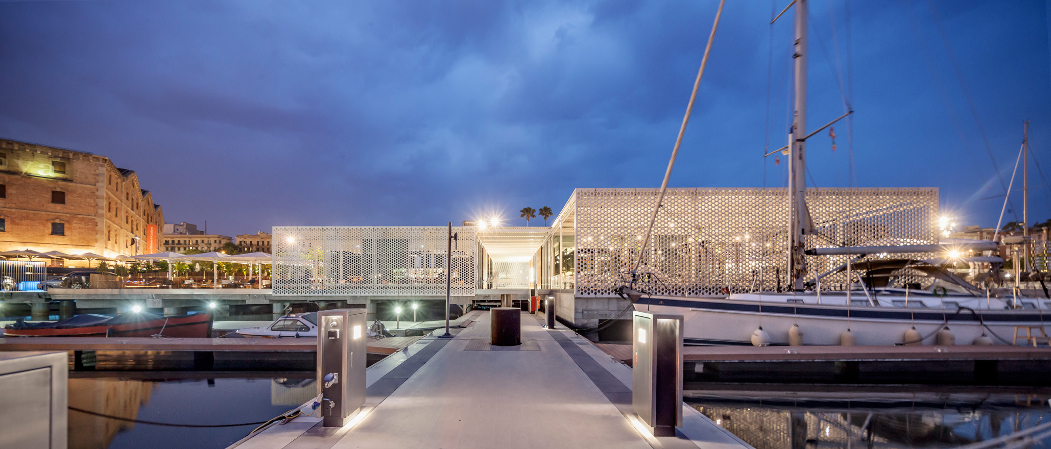 巴塞罗那港口维耶尔码头景观建筑-36
