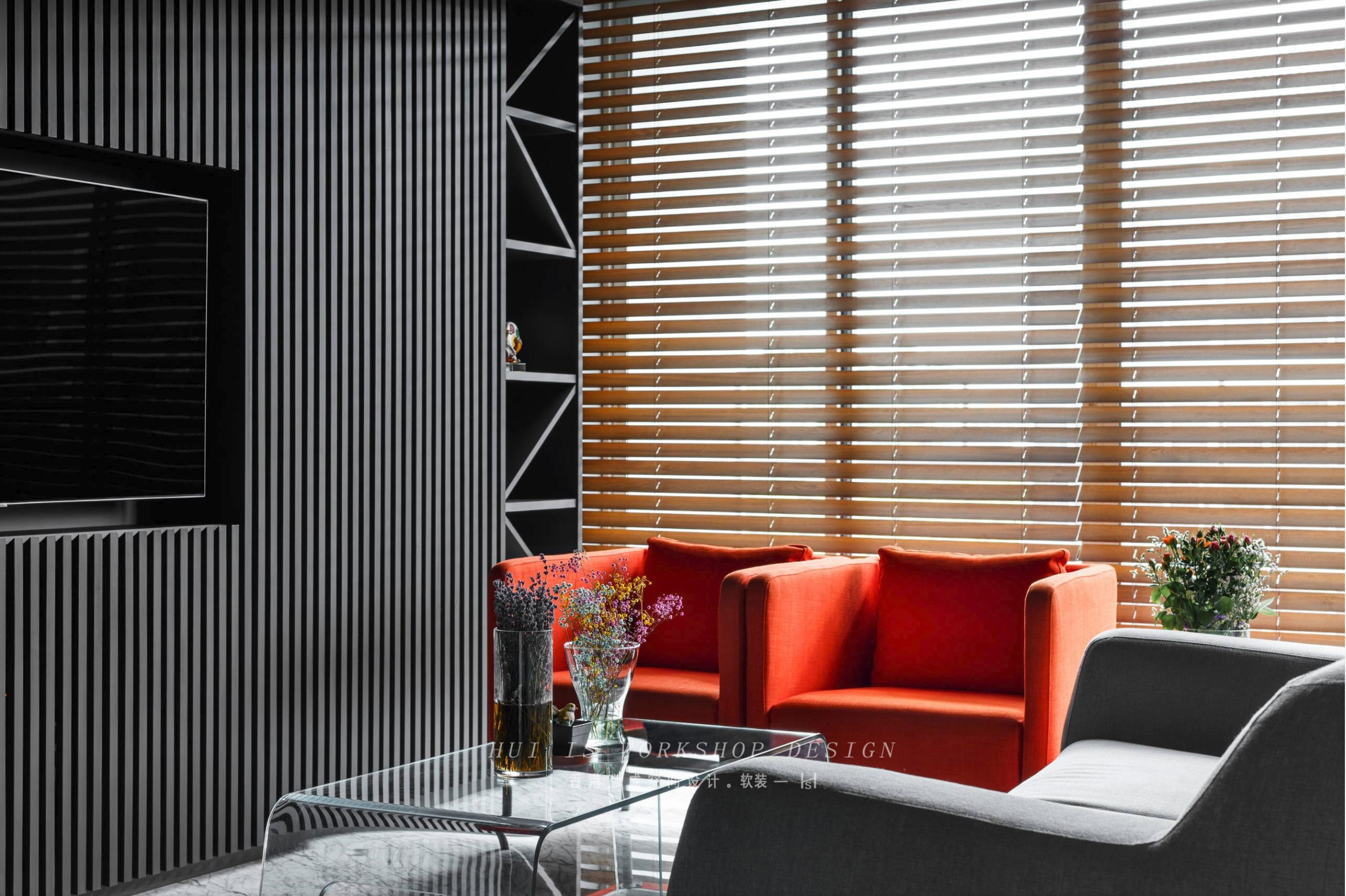 极简黑白灰,打造新闻记者的宁静放松空间-6