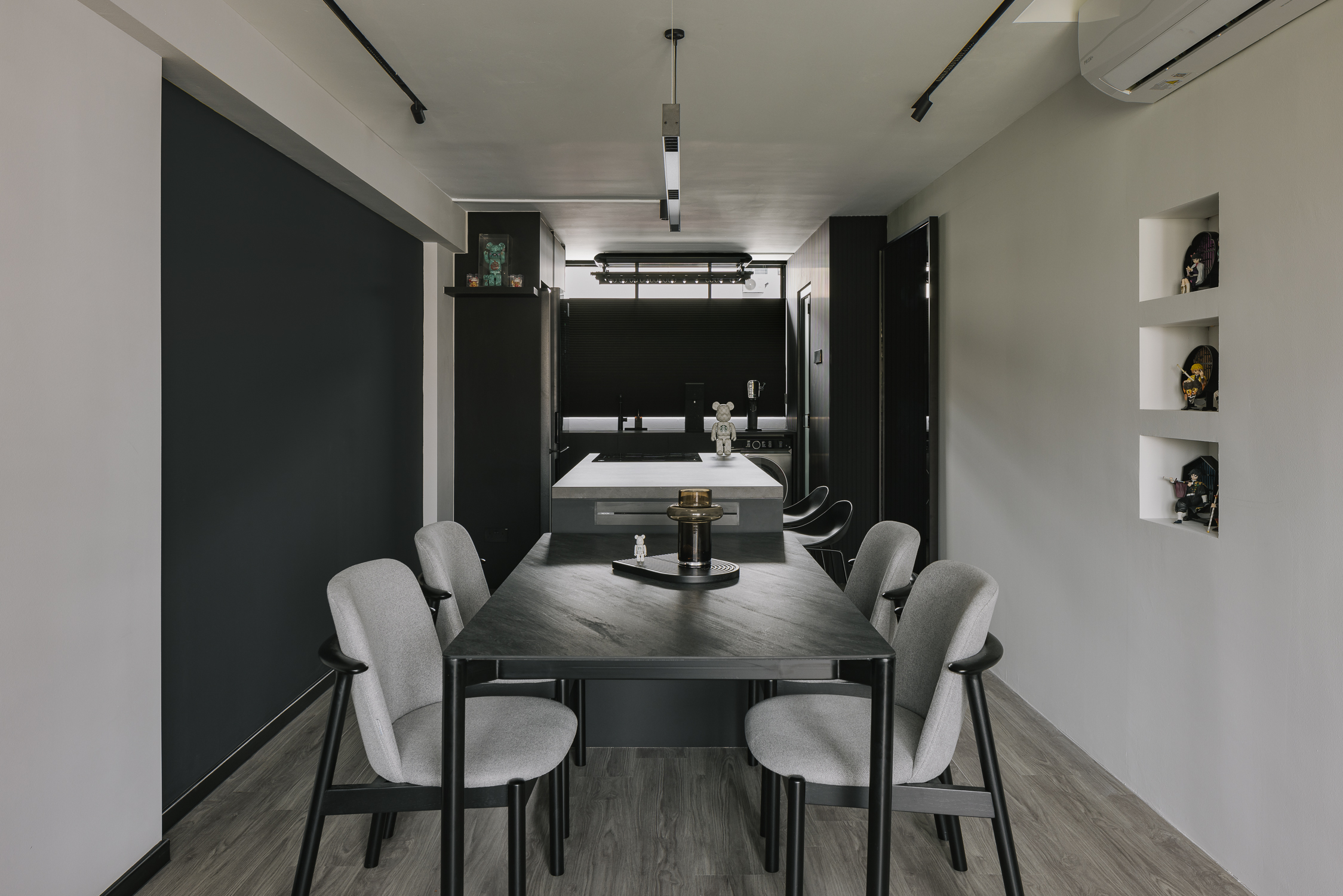 25 Eunos Crescent现代单色风住宅设计丨新加坡丨The Interior Lab-0