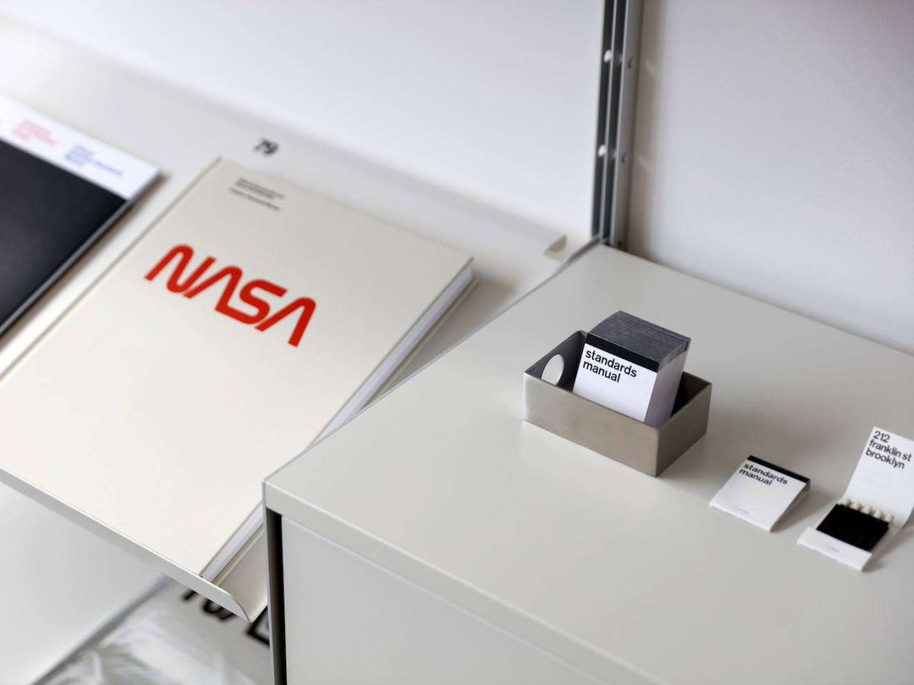 纽约布鲁克林标准手册书店-8