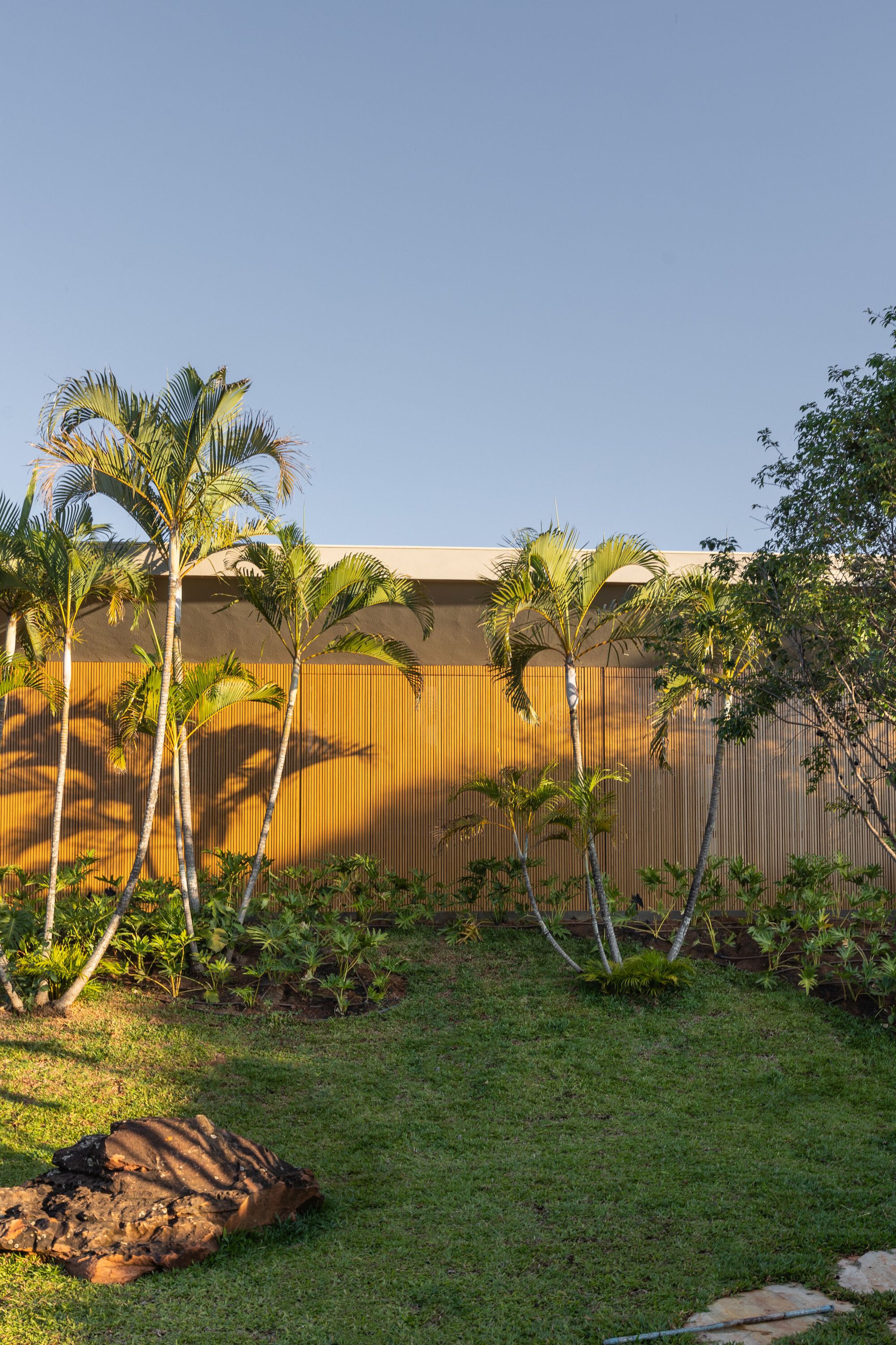 巴西 木质简约独栋别墅设计！-2