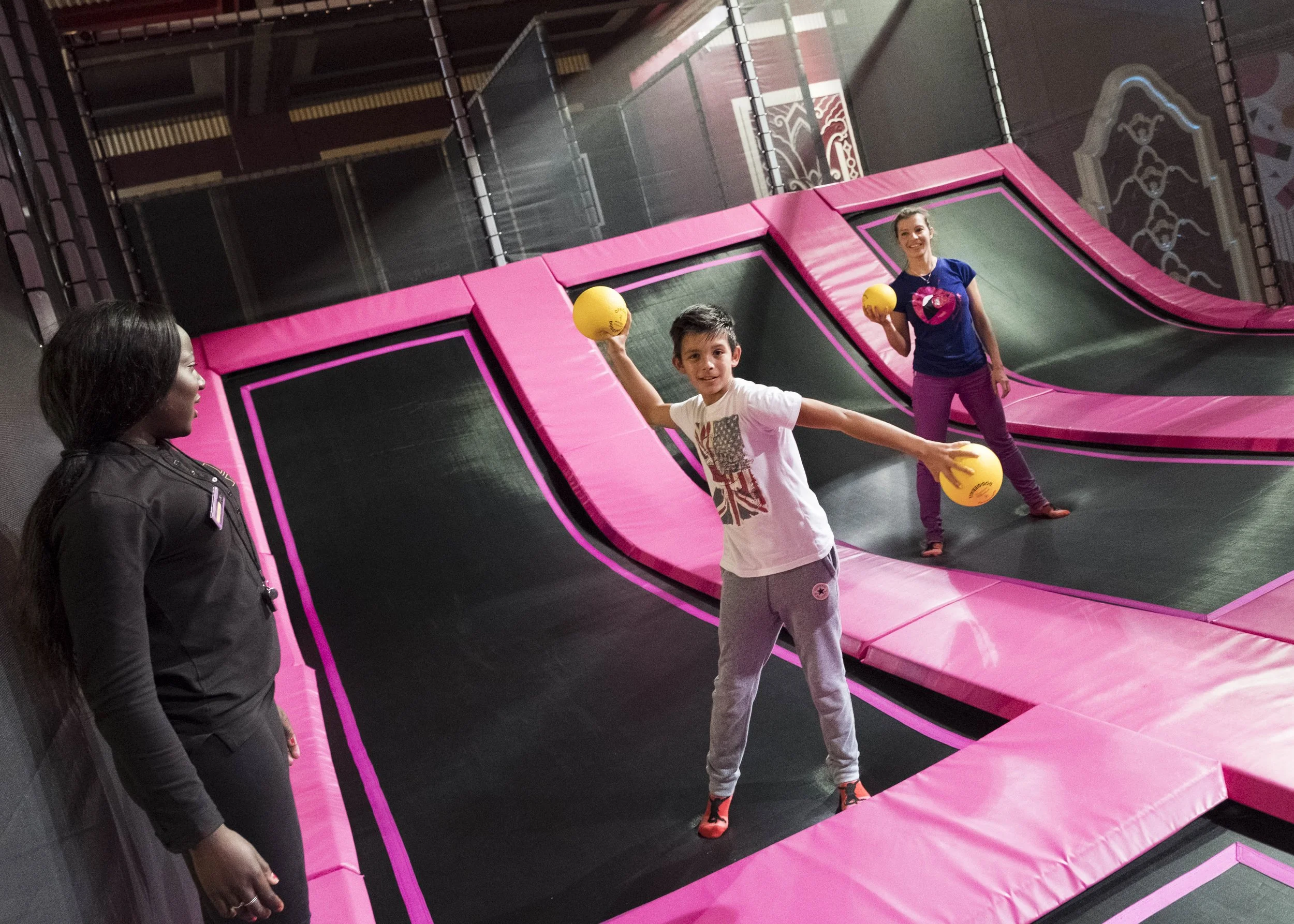 ZAPspace室内蹦床公园-9