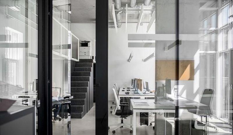极简主义下的办公空间设计欣赏-15
