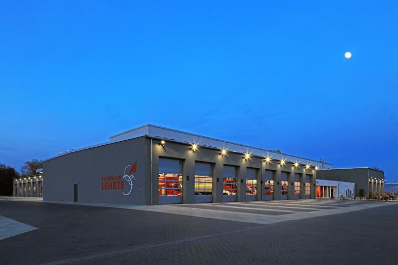德国 Lehrte 消防站和车间建设丨Schneider + Sendelbach-0