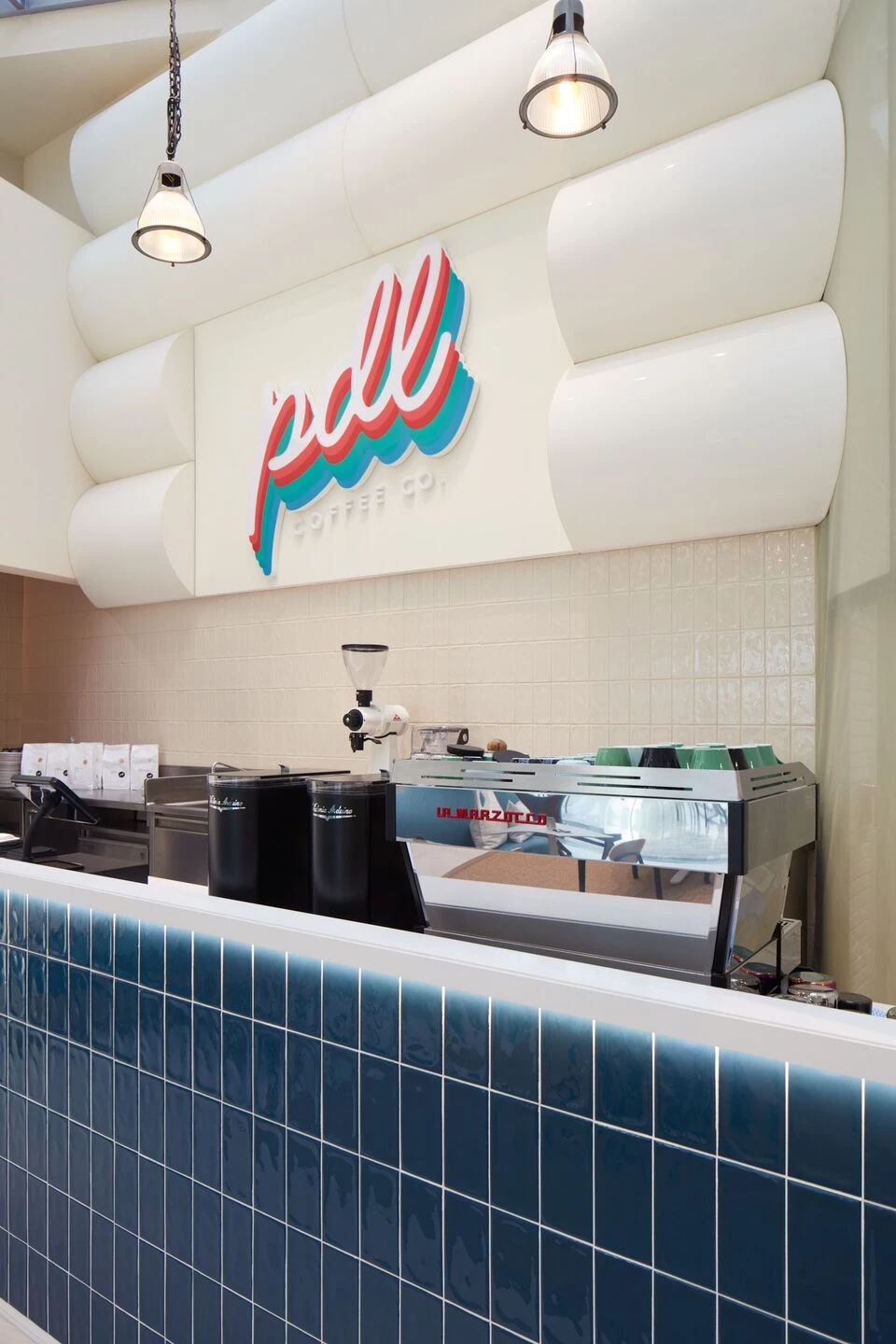 迪拜 PDL 自行车主题咖啡馆丨阿联酋迪拜丨Nakkash Design Studio-13