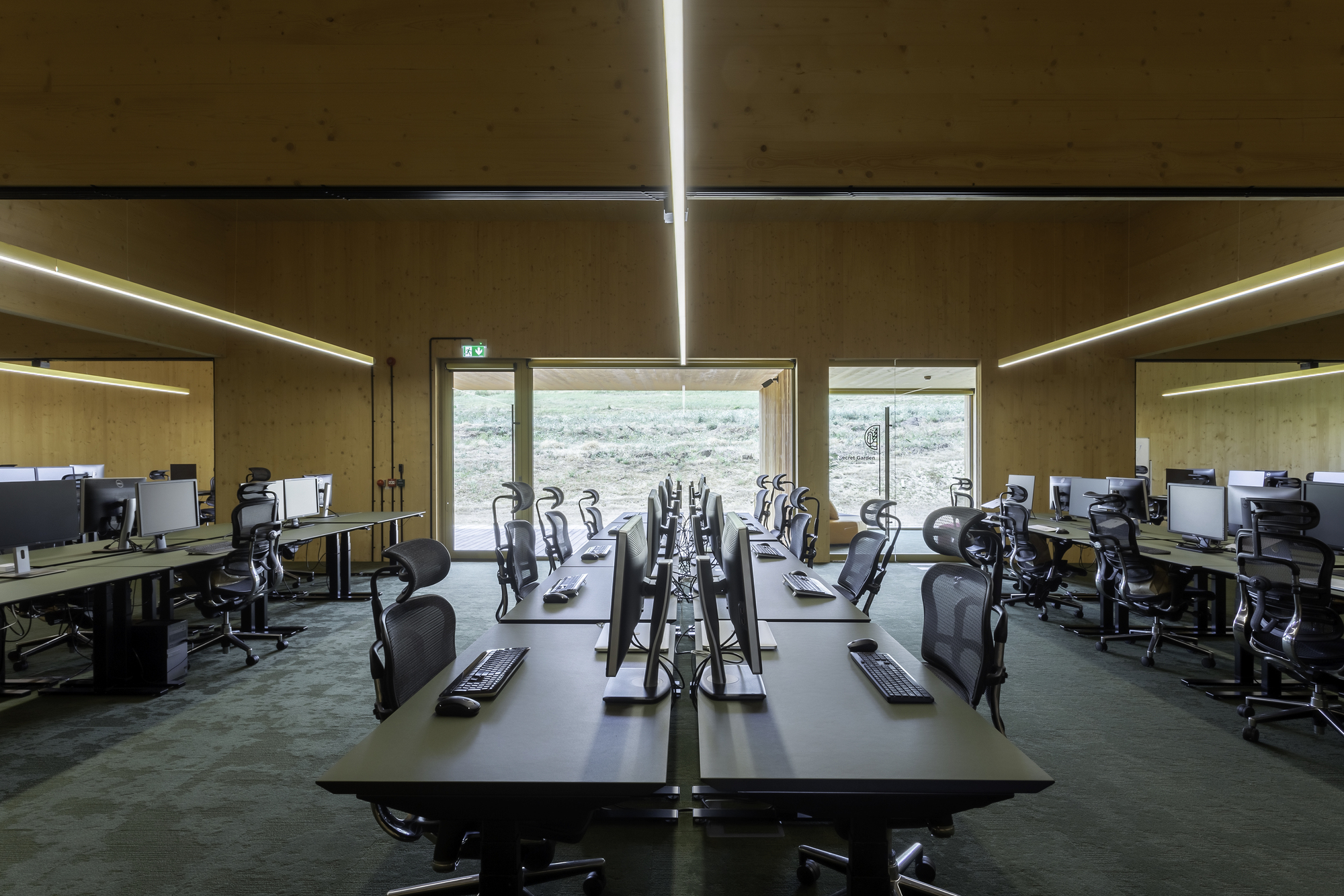 斯马特韦尔 CLT 办公楼丨罗马尼亚丨Vertical Studio-47