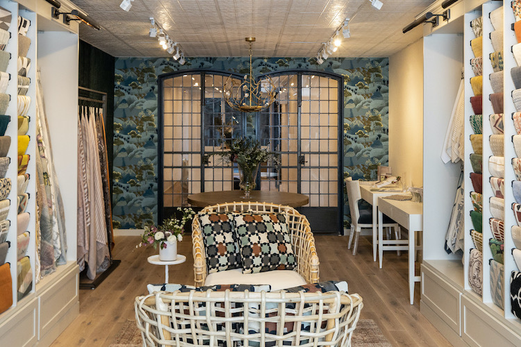 Eye On Design And Antiques Luxury Boutique And Showroom Opens In Tetbury, England --4