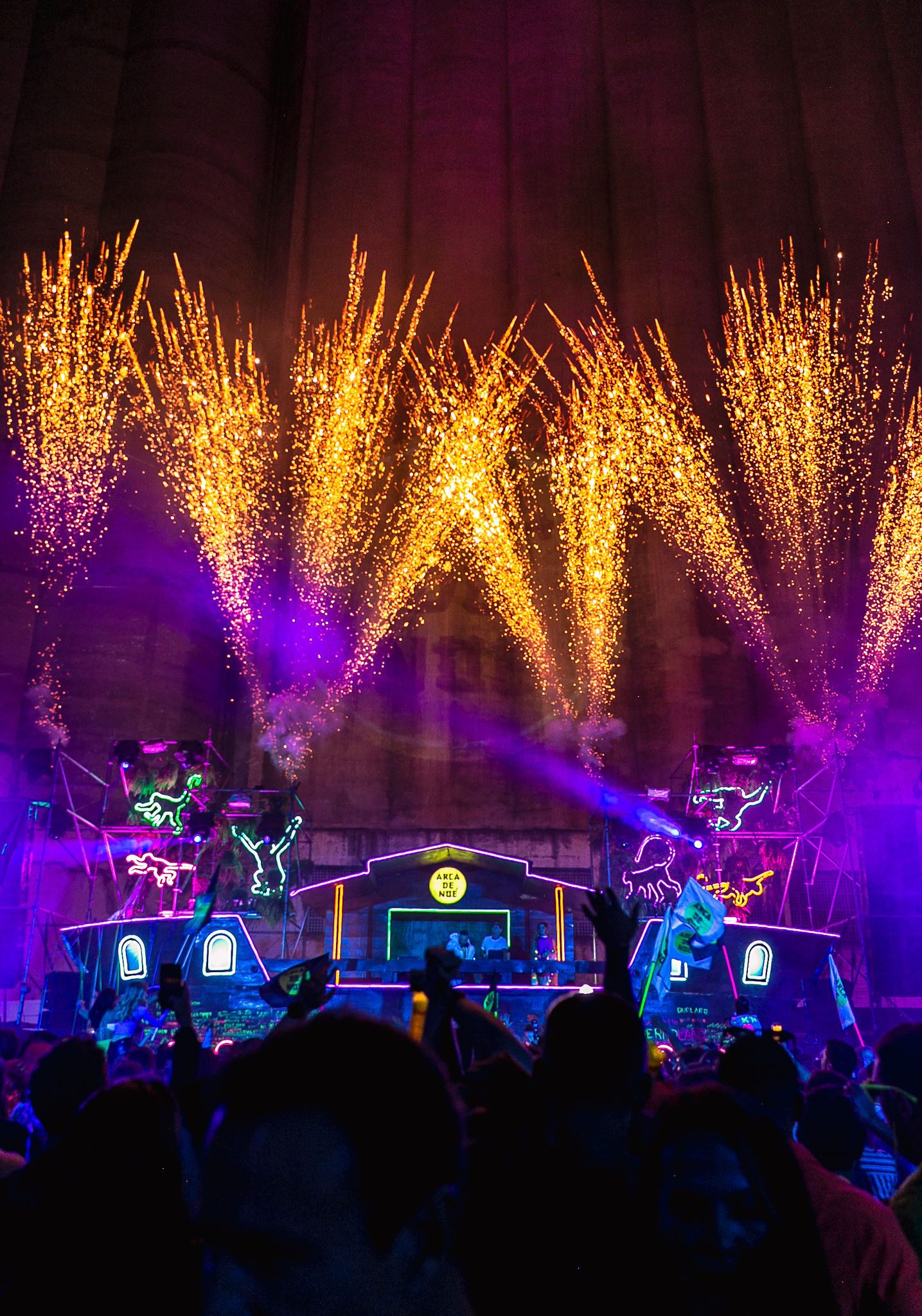 CENOGRAFIA | ARCA ÉDEN (RJ) 2023-10