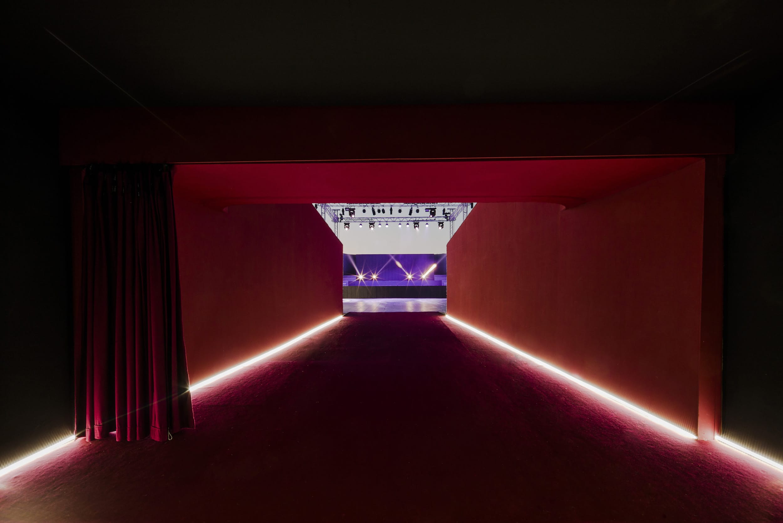 云之殿 (The Cloud of the Palace)-21