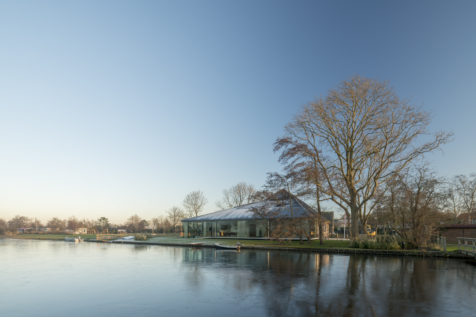 扭曲的北荷兰农舍 Stolp-18