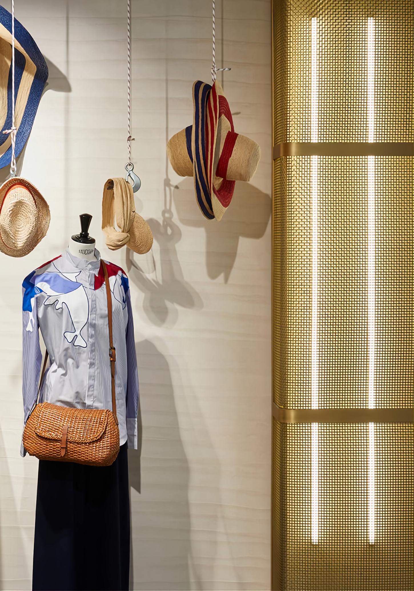 海军零售店 | Humbert＆Poyet | 2020 | 摩纳哥-1