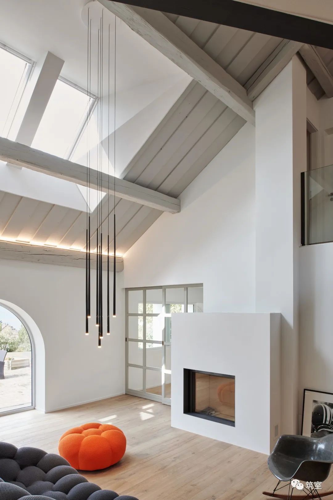 都市水泥森林中的异域极简家居丨国际名师,国际知名设计公司-7