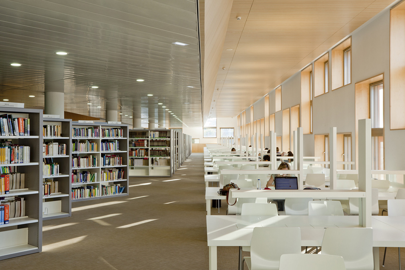 西班牙“卡门马丁•盖特”建筑-21