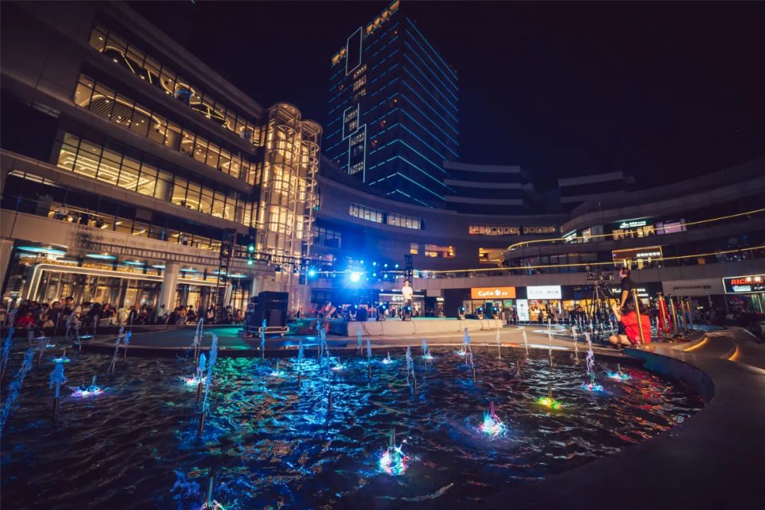 郑州瀚海·海尚广场 | 液态建筑理念，革新都市街市生活-31