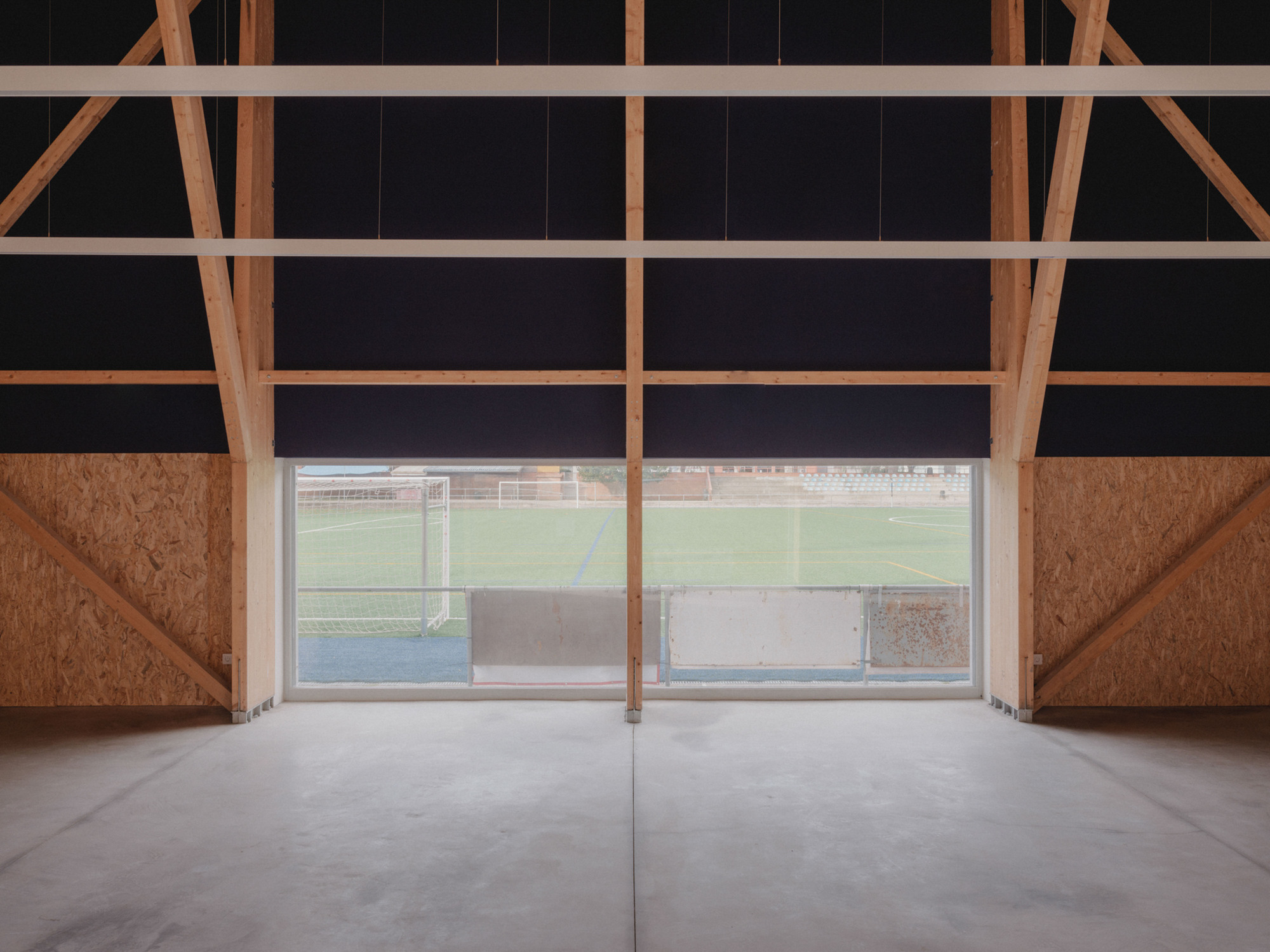 Ripoll - Changing Rooms and a Multi-Purpose Hall / MH.AP Studio + Sergi Serrat-27