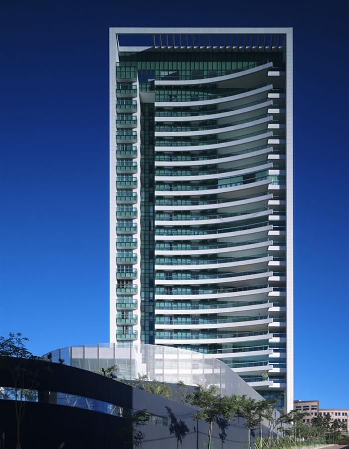 巴西 Lolita Guimarães 大楼 | 现代建筑与自然环境的完美融合-6