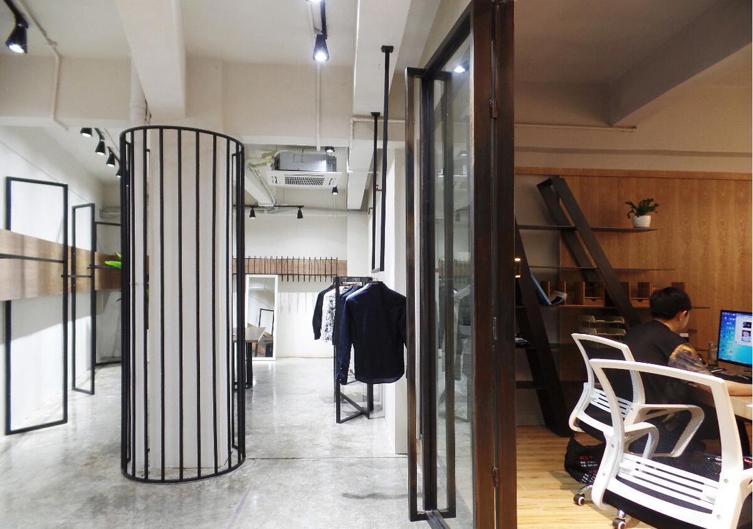 
班布朗服饰办公室 -12